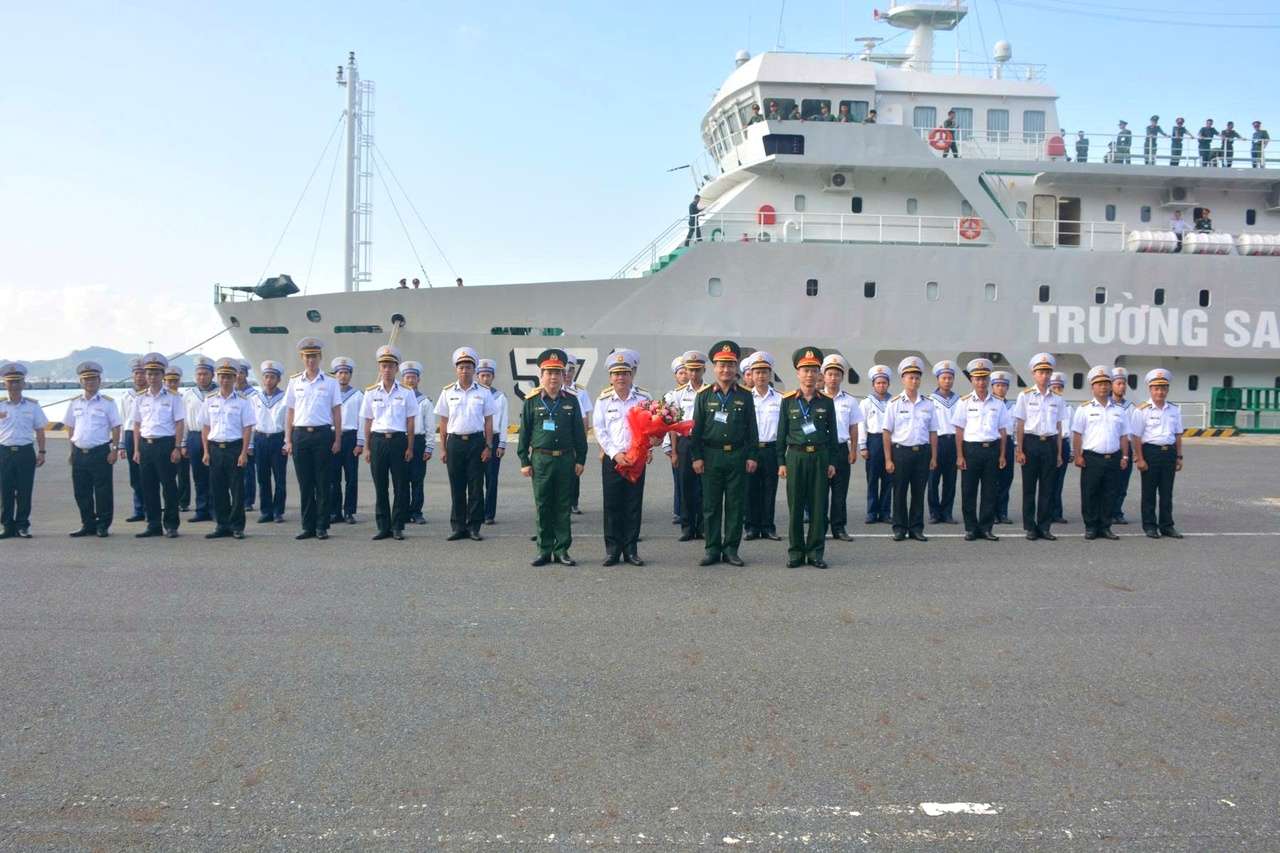 Đoàn công tác số 4 hoàn thành chuyến thăm Đặc khu Trường Sa và Nhà giàn DK1 an toàn, ý nghĩa