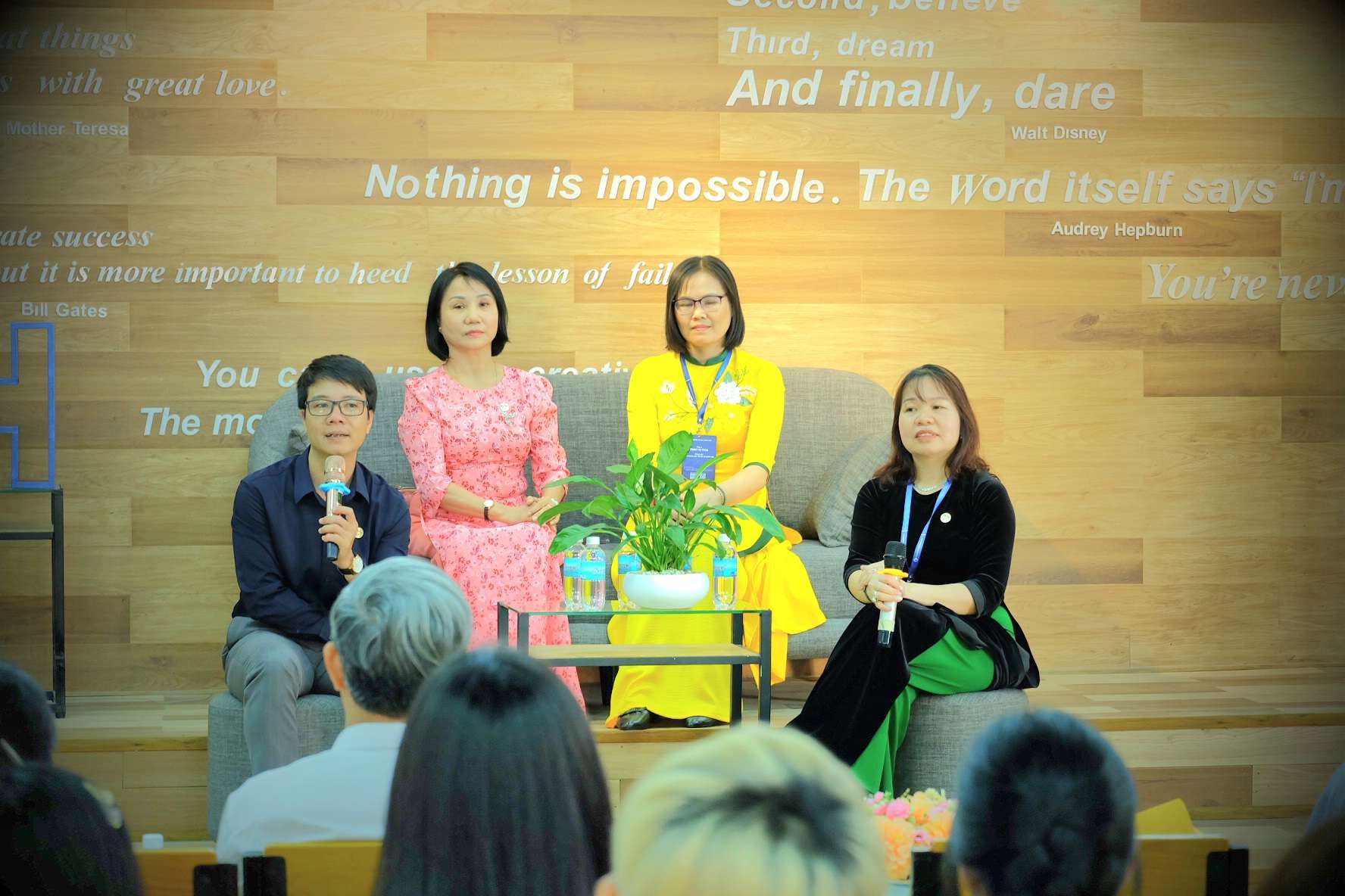 Trường Đại học Khánh Hòa lan tỏa văn hóa đọc, truyền cảm hứng học tập và làm theo Bác – “Đọc để đổi mới – Học để vươn xa”