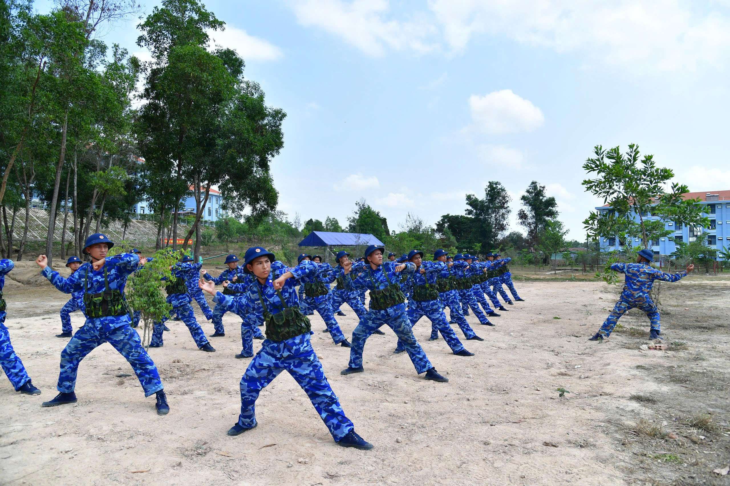 Dấu mốc trên hành trình trưởng thành của những chàng trai tuổi đôi mươi