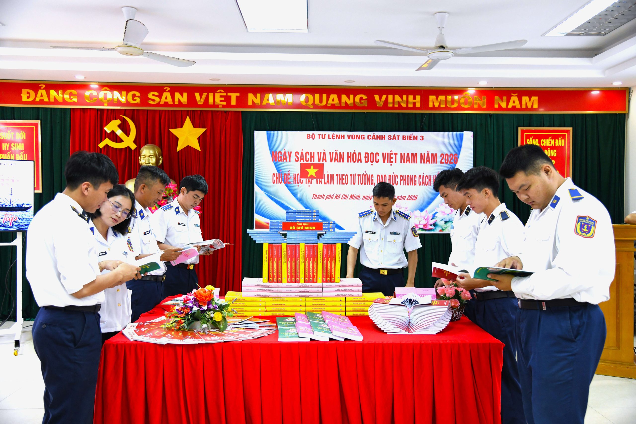 Bộ Tư lệnh Vùng Cảnh sát biển 3: Cán bộ, chiến sĩ  chủ động tự học từ phong trào đọc sách