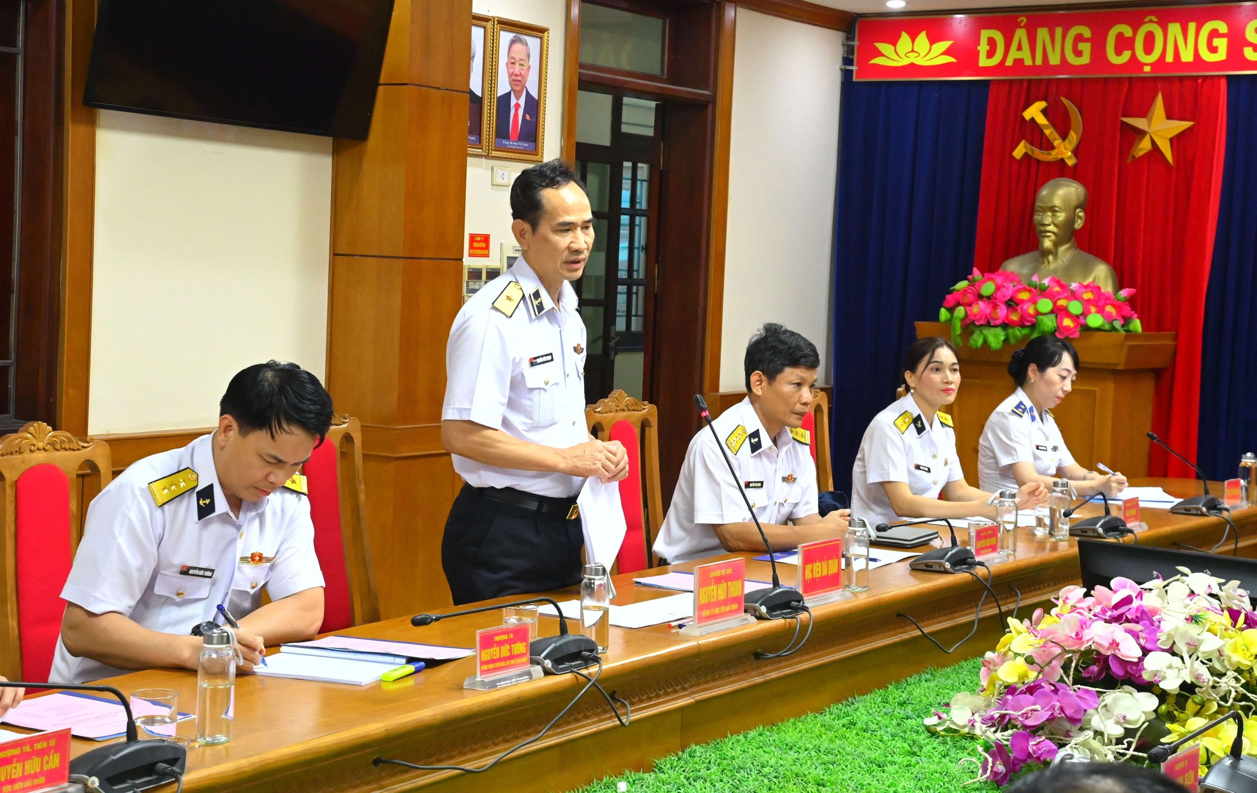 Học viện Hải quân và Vùng Cảnh sát biển 1 tọa đàm nâng cao hiệu quả phối hợp bảo vệ chủ quyền biển, đảo